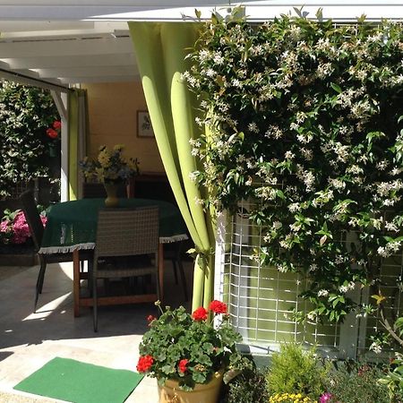 La Maison S'Apelle Le P'Tit Nid グランビル エクステリア 写真